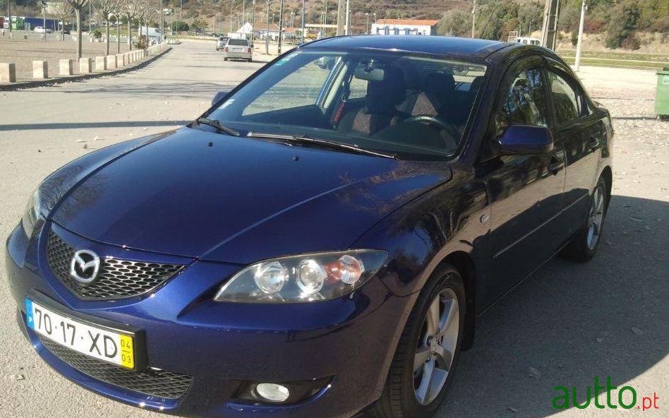 2004' Mazda 3 Sedan photo #3