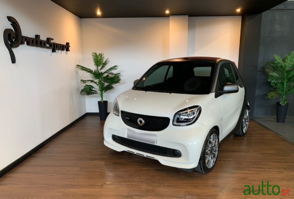 2016' Smart Fortwo photo #1