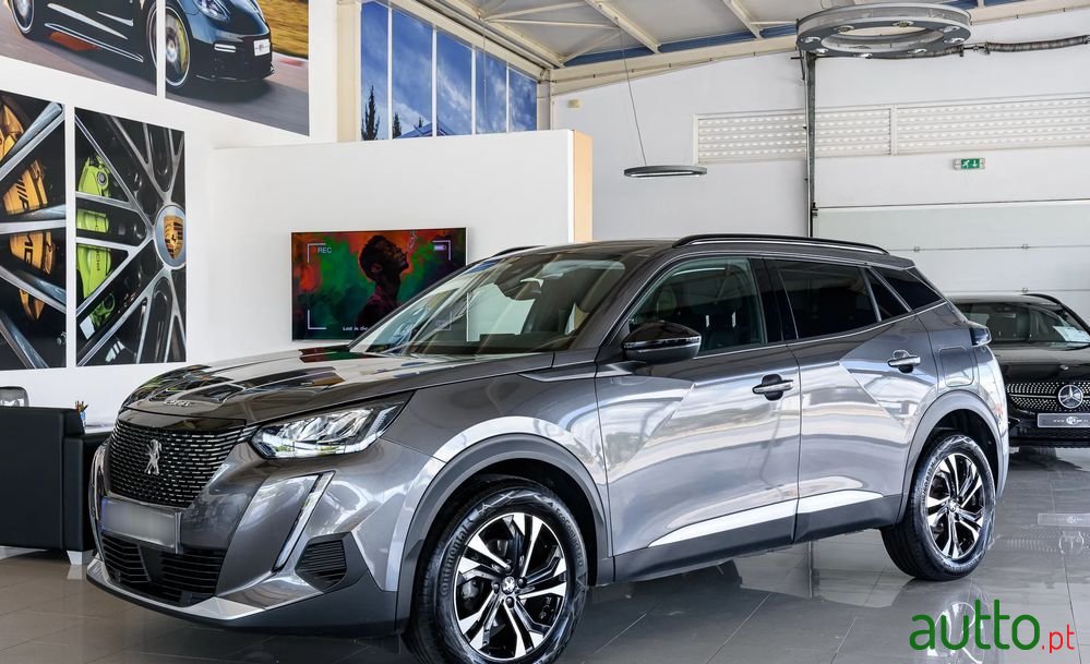 2022' Peugeot 2008 1.5 Bluehdi Allure photo #1