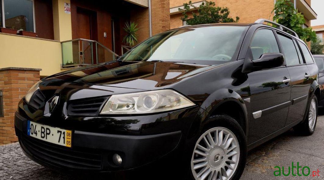 2006' Renault Megane Break photo #1