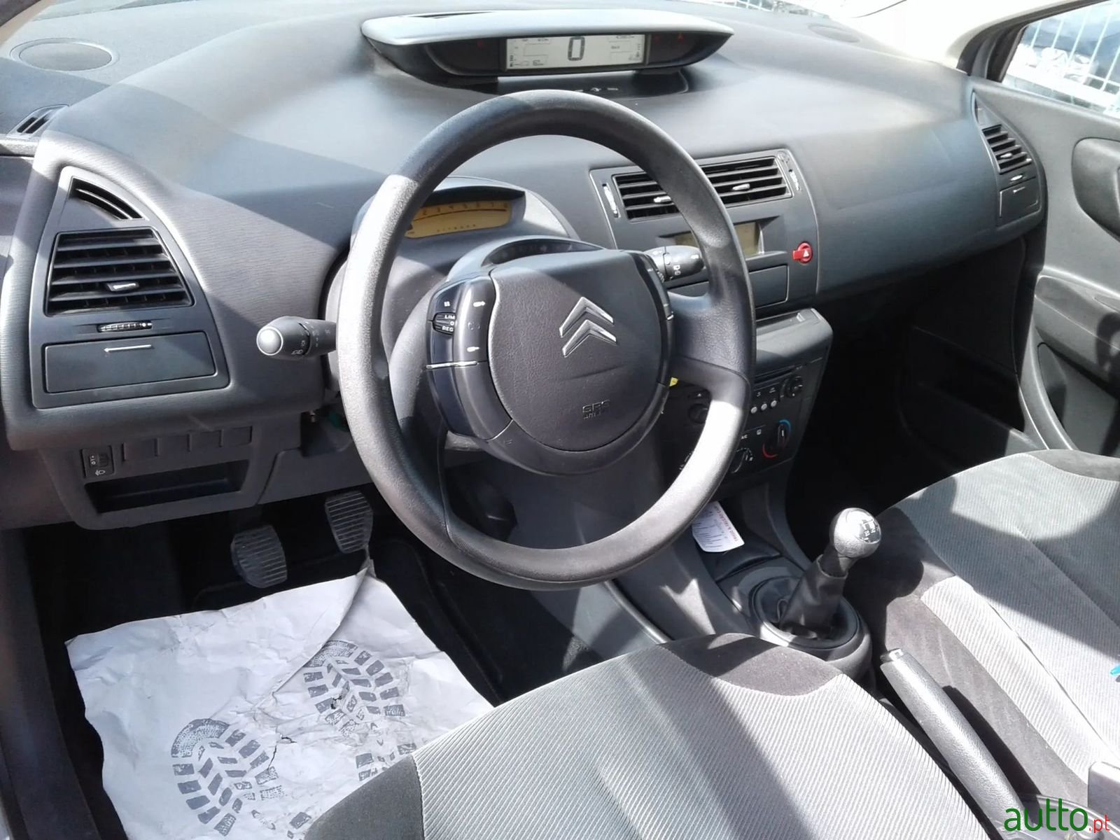 2004' Citroen C4 photo #6