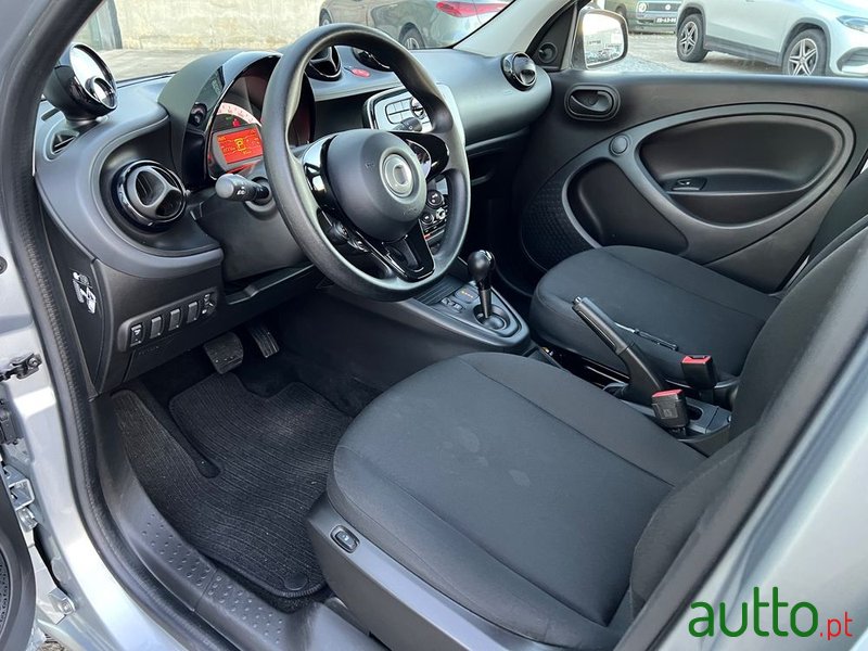 2021' Smart Forfour Eq Pulse photo #6