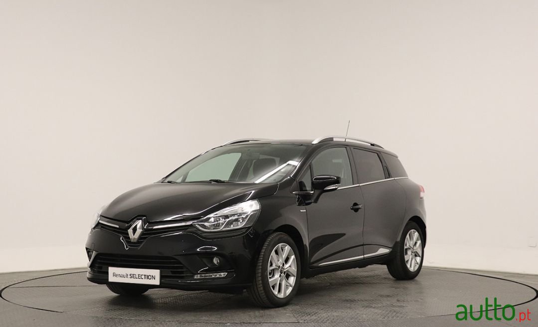 2019' Renault Clio Sport Tourer photo #2