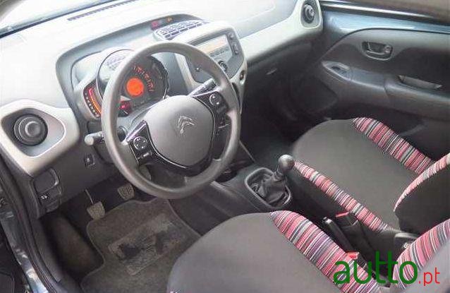 2017' Citroen C1 1.0 Vti Feel photo #2