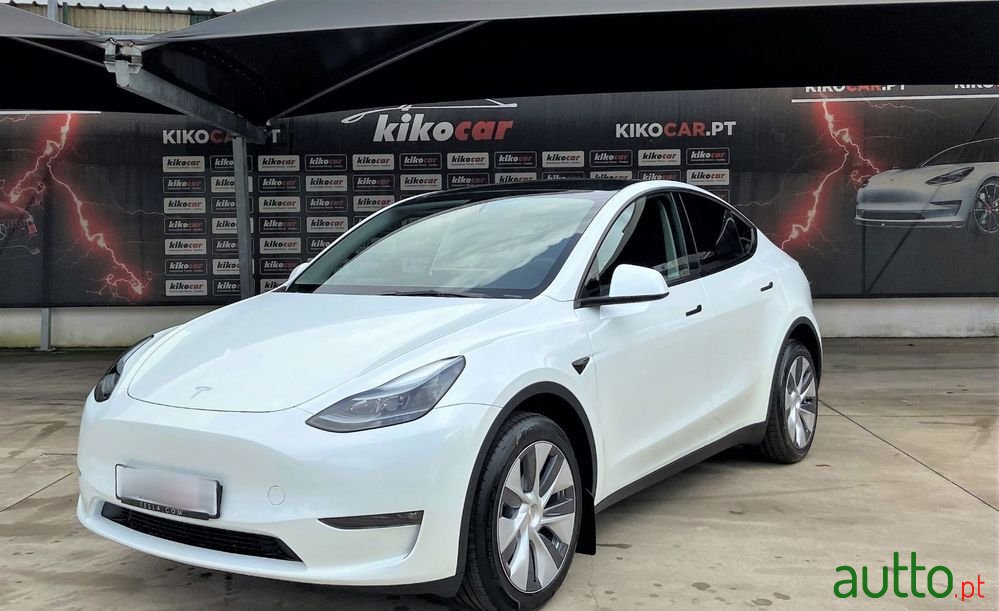 2022' Tesla Model Y photo #3