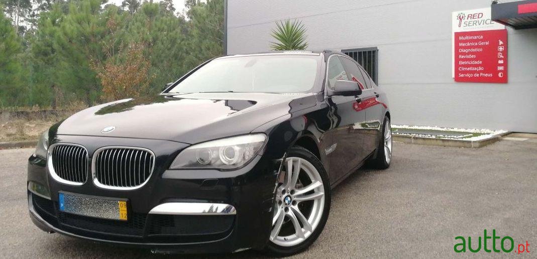 2009' BMW 740 D photo #2