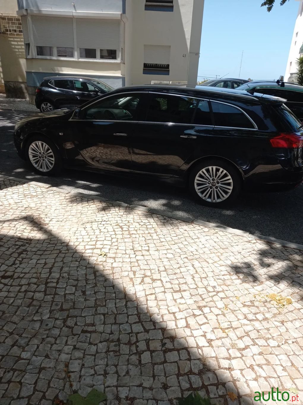 2012' Opel Insignia Sports Tourer photo #5