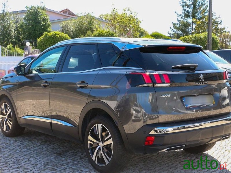 2019' Peugeot 3008 photo #3