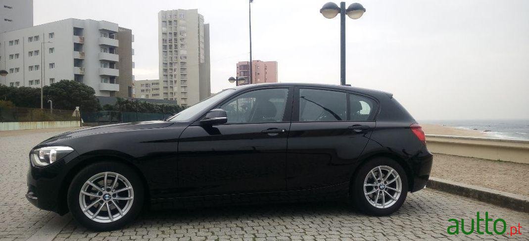 2013' BMW 116 Executivo Dinamic photo #2