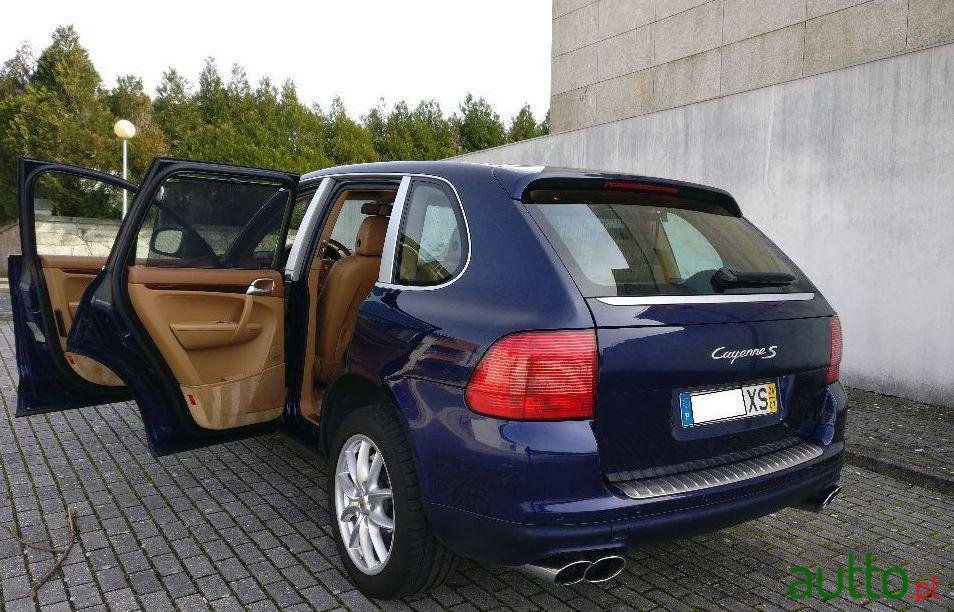 2005' Porsche Cayenne S V8 photo #3
