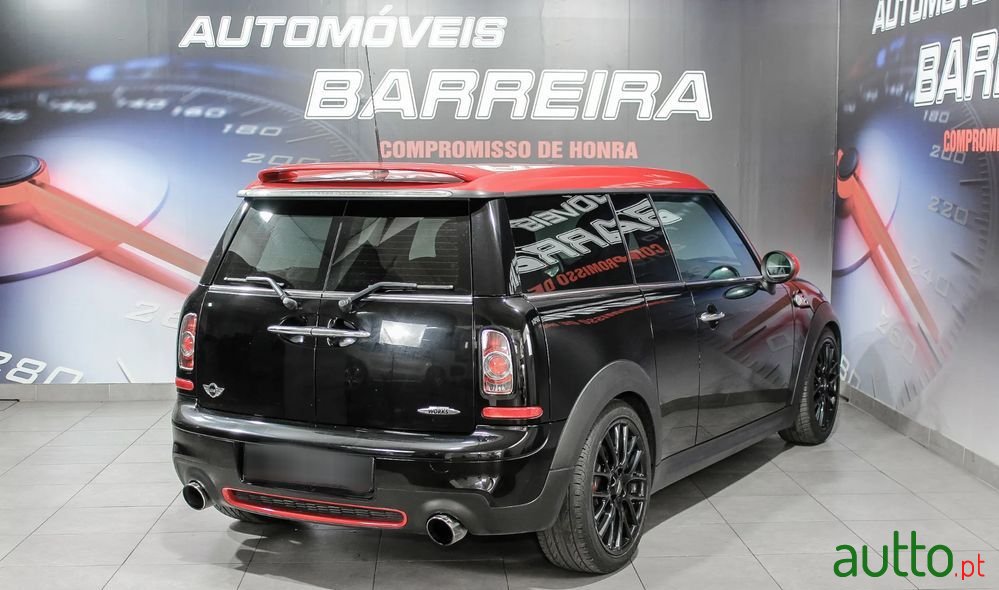 2011' MINI Clubman John Cooper Works photo #6