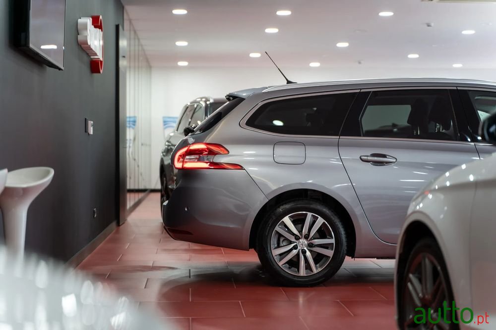 2019' Peugeot 308 Sw photo #5