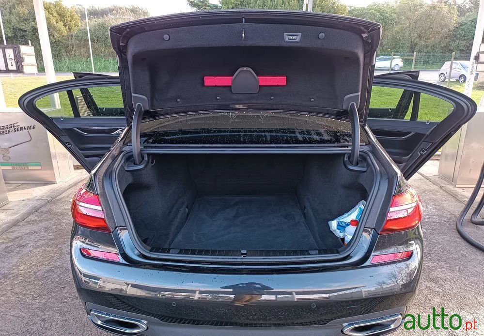 2019' BMW Série 7 photo #5