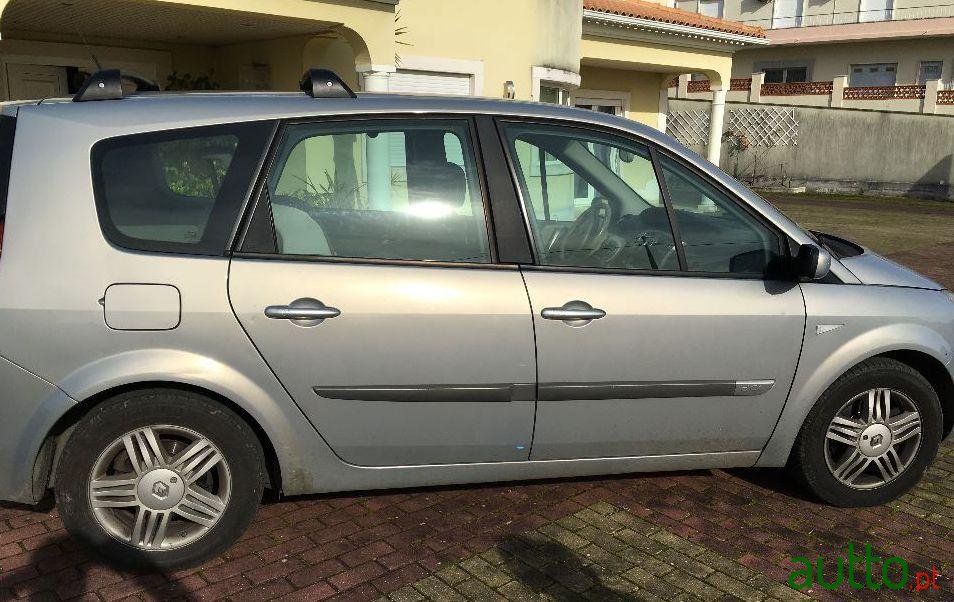 2004' Renault Grand Scenic photo #3