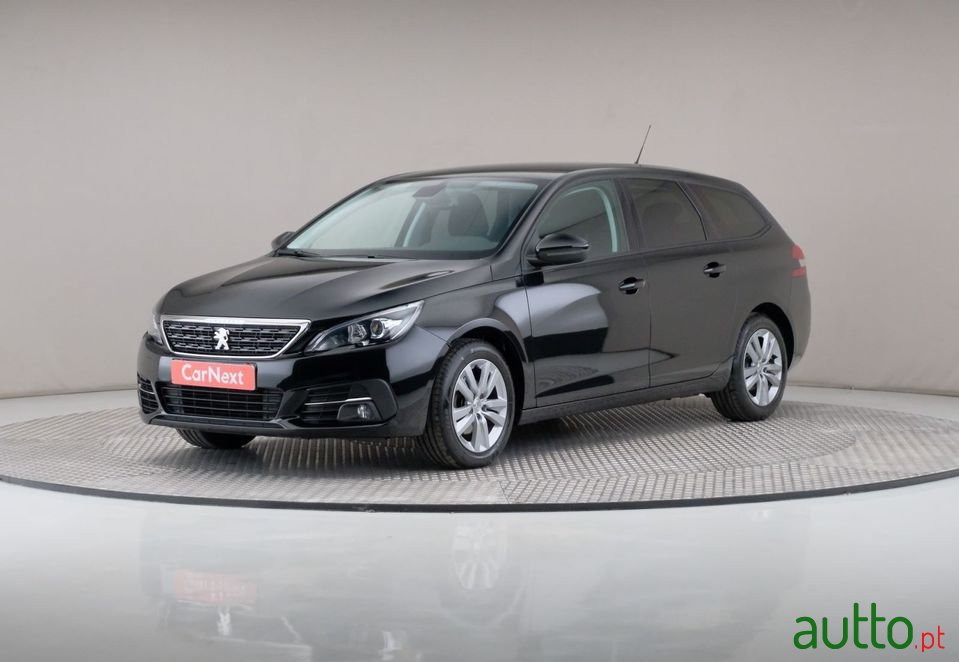 2017' Peugeot 308 Sw photo #1