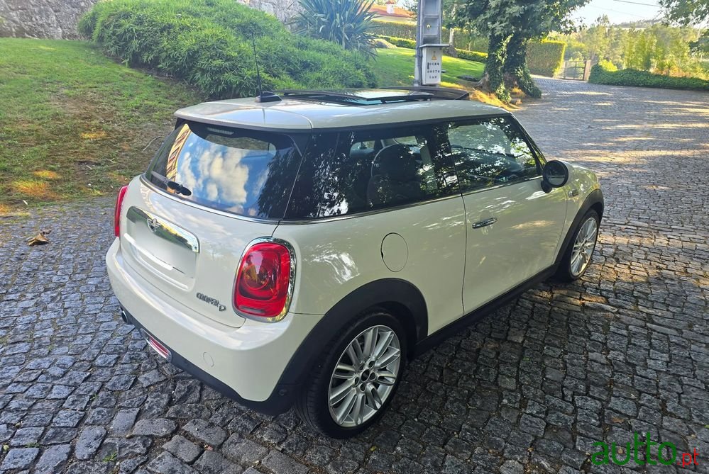2016' MINI Cooper D 3 Portas photo #4