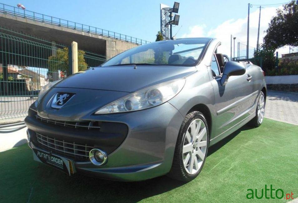 2008' Peugeot 207-Cc 1.6 Hdi Fap photo #2