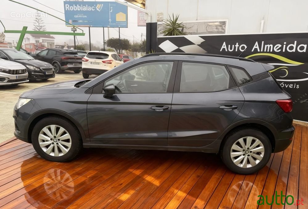 2019' SEAT Arona photo #3