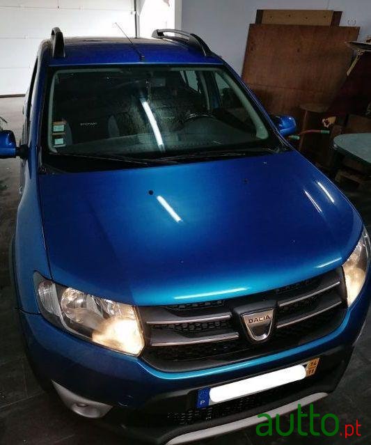 2014' Dacia Sandero Stepway photo #3
