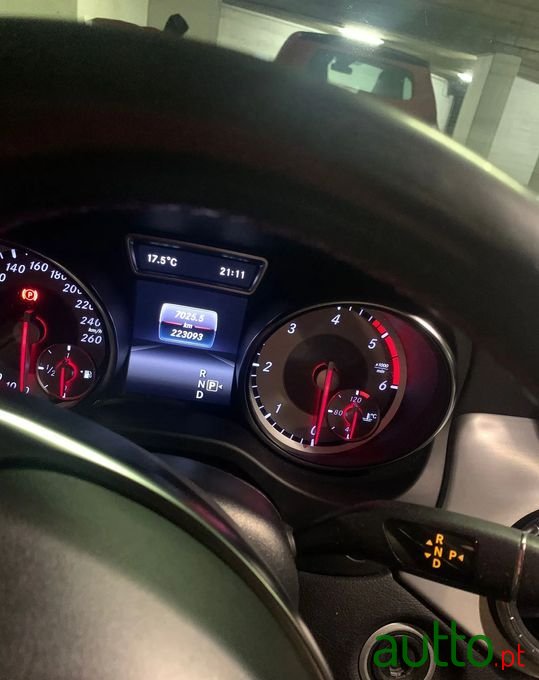 2016' Mercedes-Benz Cla-180 photo #5