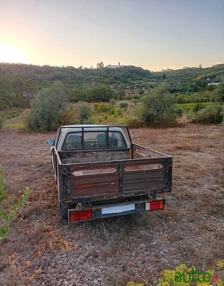 1992' Mitsubishi L200 2.5 D Cd photo #5