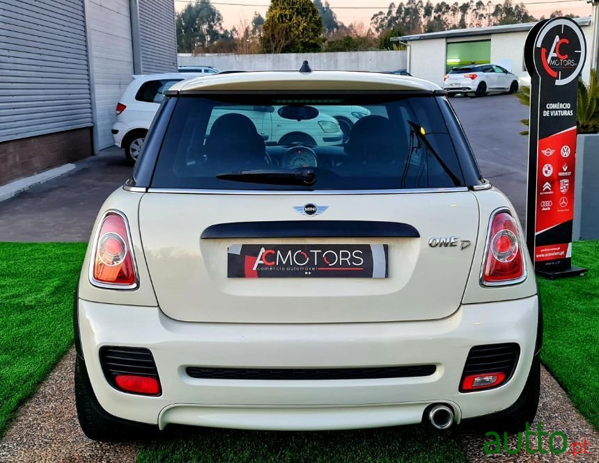 2013' MINI One photo #5
