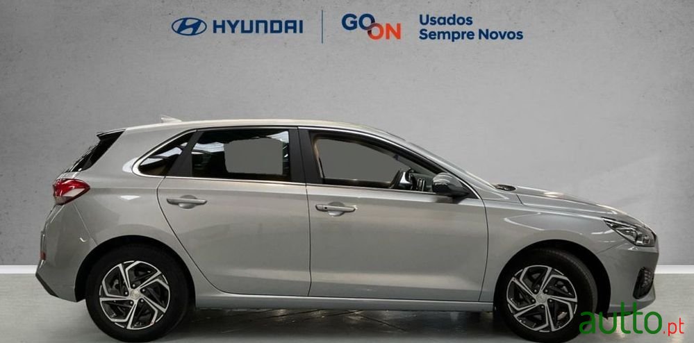 2024' Hyundai i30 1.0 T-Gdi Style Plus photo #6