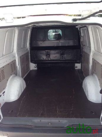 2004' Mercedes-Benz Vito 111 CDI photo #2