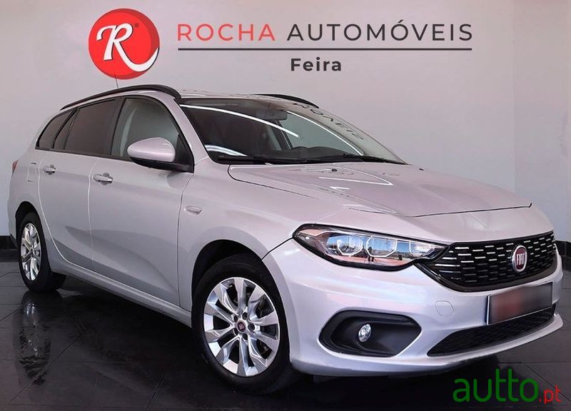 2018' Fiat Tipo Station Wagon photo #3