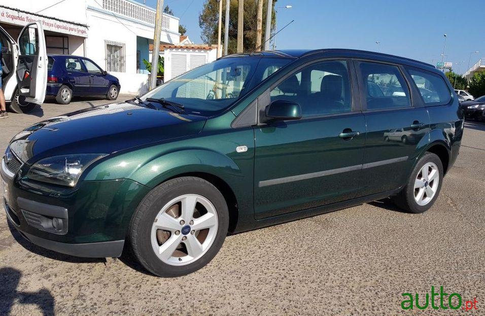 2005' Ford Focus 1400 photo #1