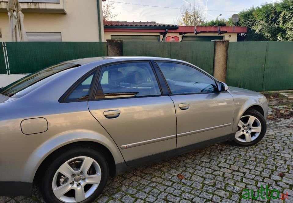 2002' Audi A4 photo #1