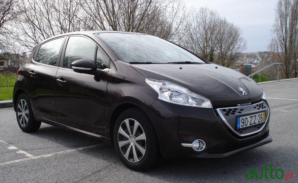 2013' Peugeot 208 1.4 Hdi Access photo #5