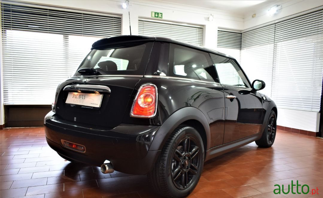 2014' MINI One photo #3