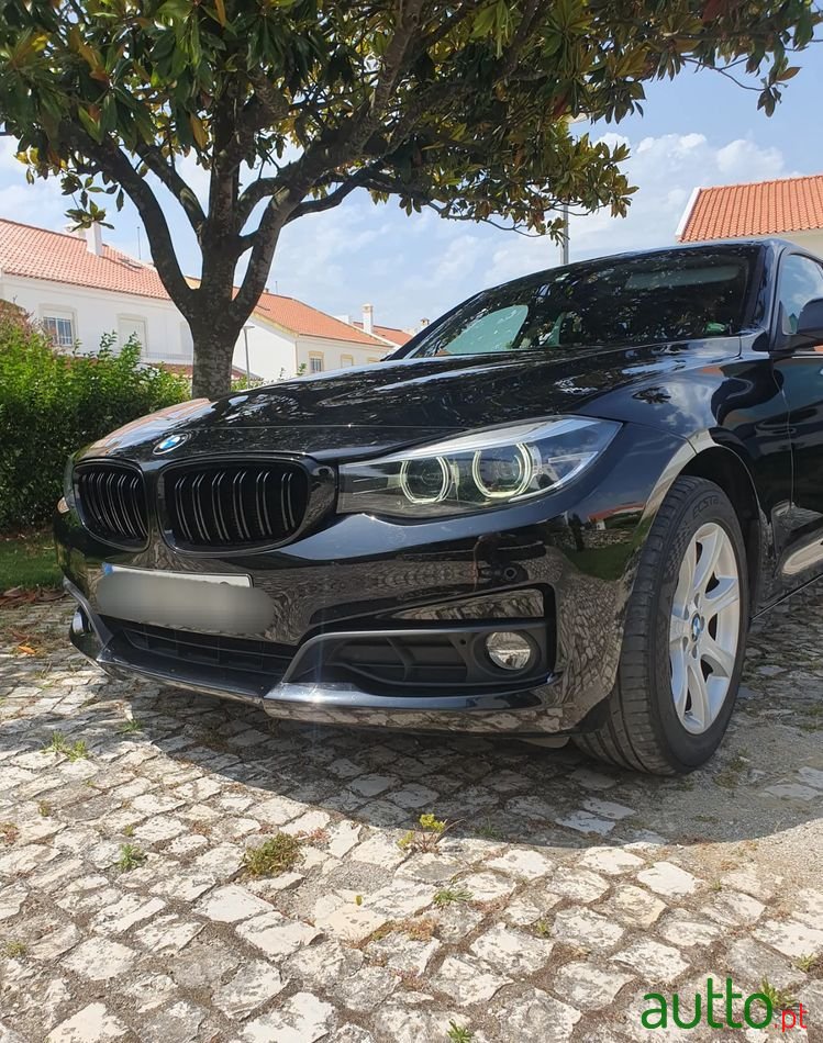 2018' BMW Série 3 D photo #2