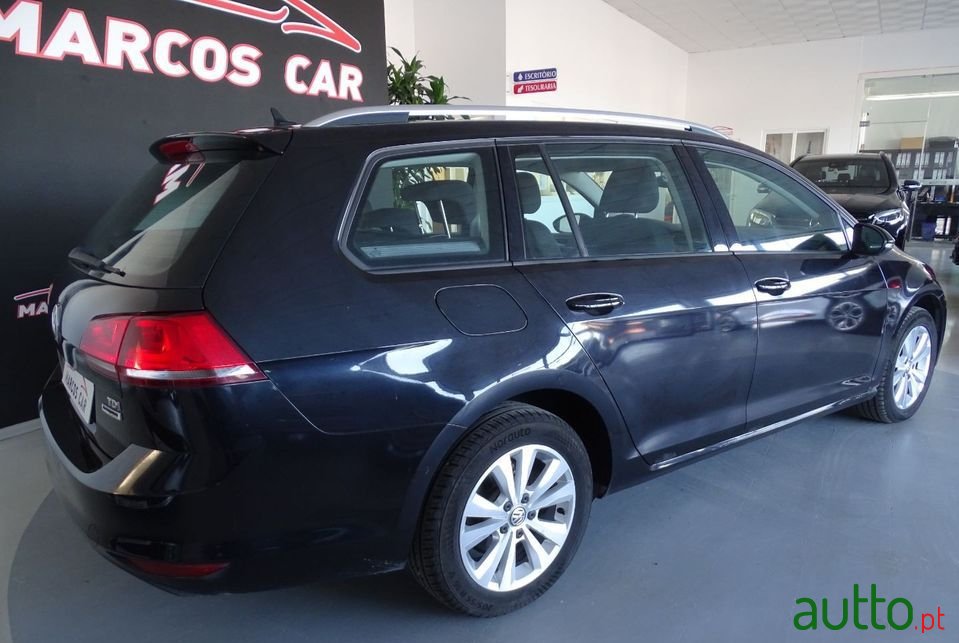 2016' Volkswagen Golf Variant photo #5