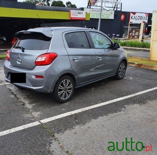 2016' Mitsubishi Space Star photo #1