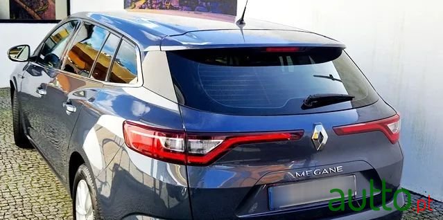 2017' Renault Megane Sport Tourer photo #5