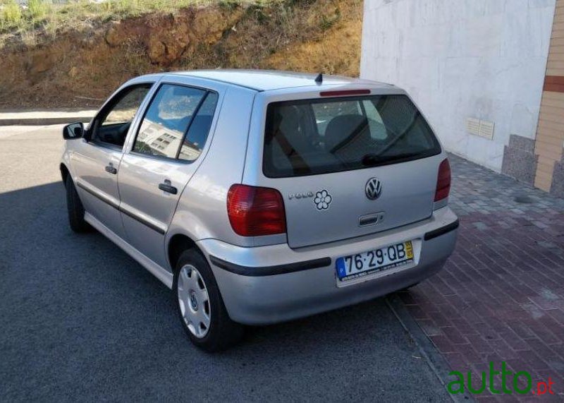 2000' Volkswagen Polo 1.0 Confortline Ta photo #2