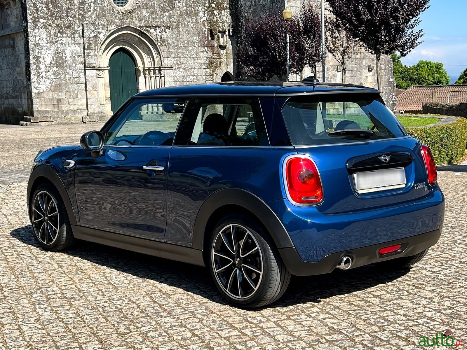 2015' MINI Cooper photo #3