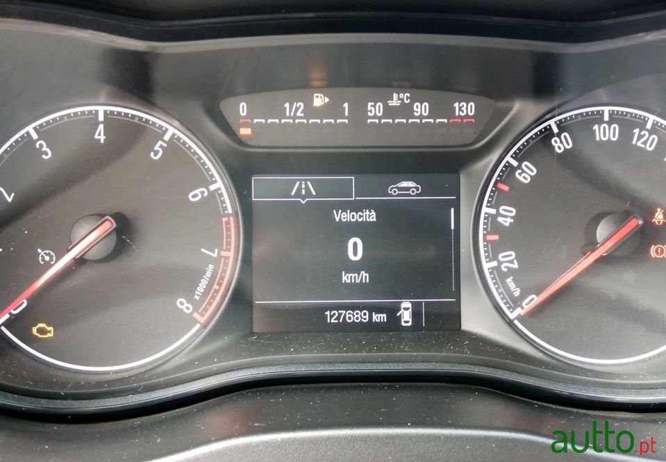 2015' Opel Corsa photo #5