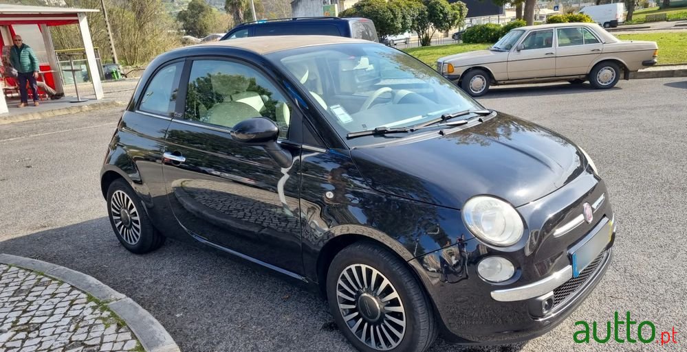 2011' Fiat 500C photo #1