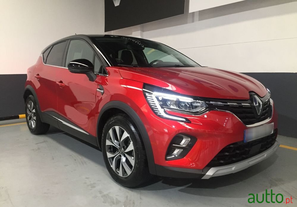 2020' Renault Captur 1.5 Dci Exclusive photo #2
