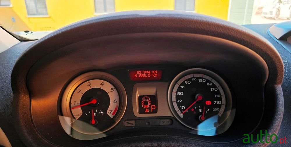 2007' Renault Clio 1.6 16V Initiale Aut. photo #3