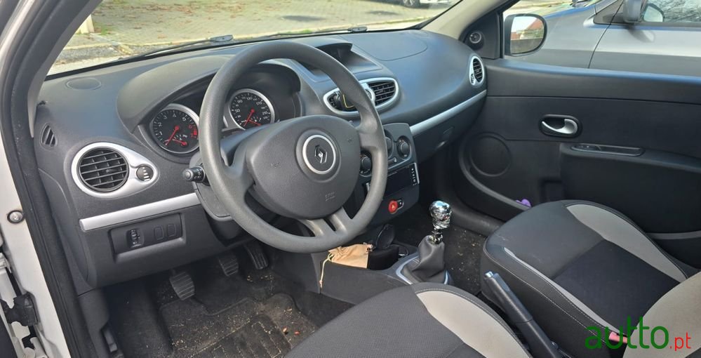 2010' Renault Clio 1.2 Tce Gt J15 photo #6