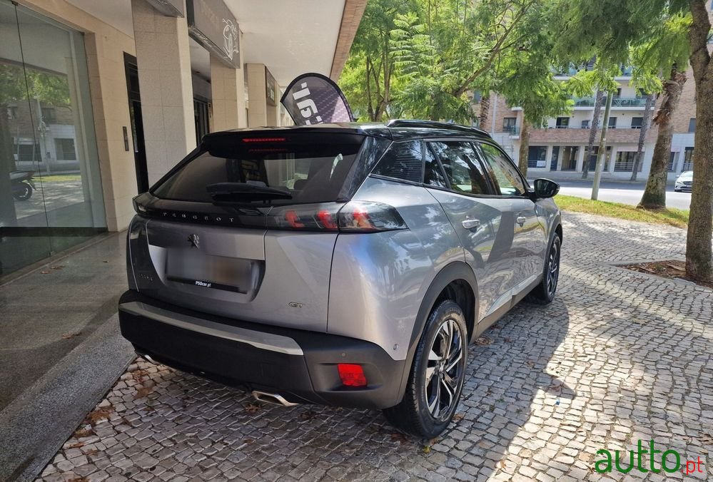 2021' Peugeot 2008 1.2 Puretech Gt photo #5