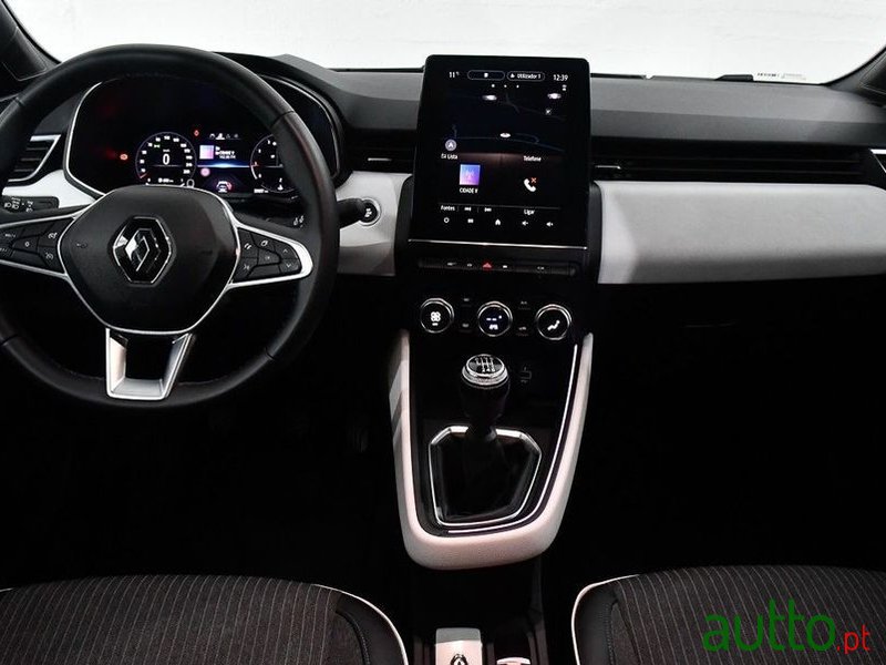 2022' Renault Clio 1.0 Tce Techno photo #3