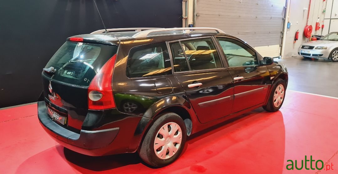 2004' Renault Megane Break photo #4