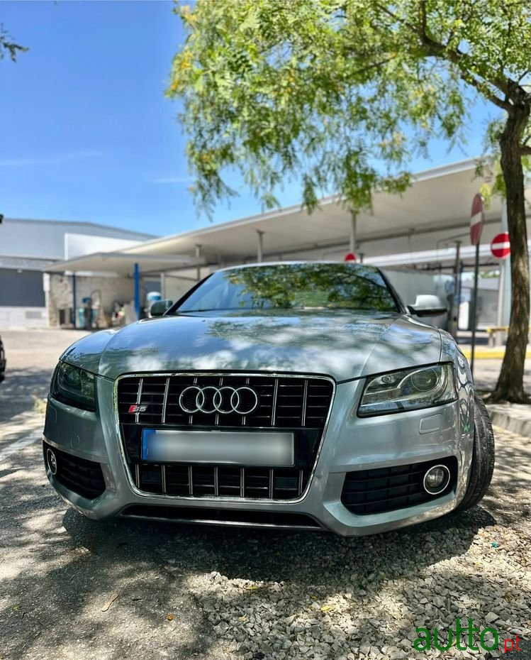 2010' Audi A5 Sportback photo #1