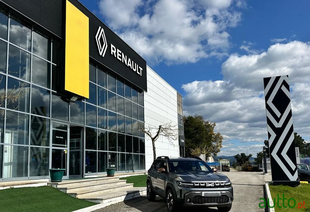 2024' Dacia Duster photo #1