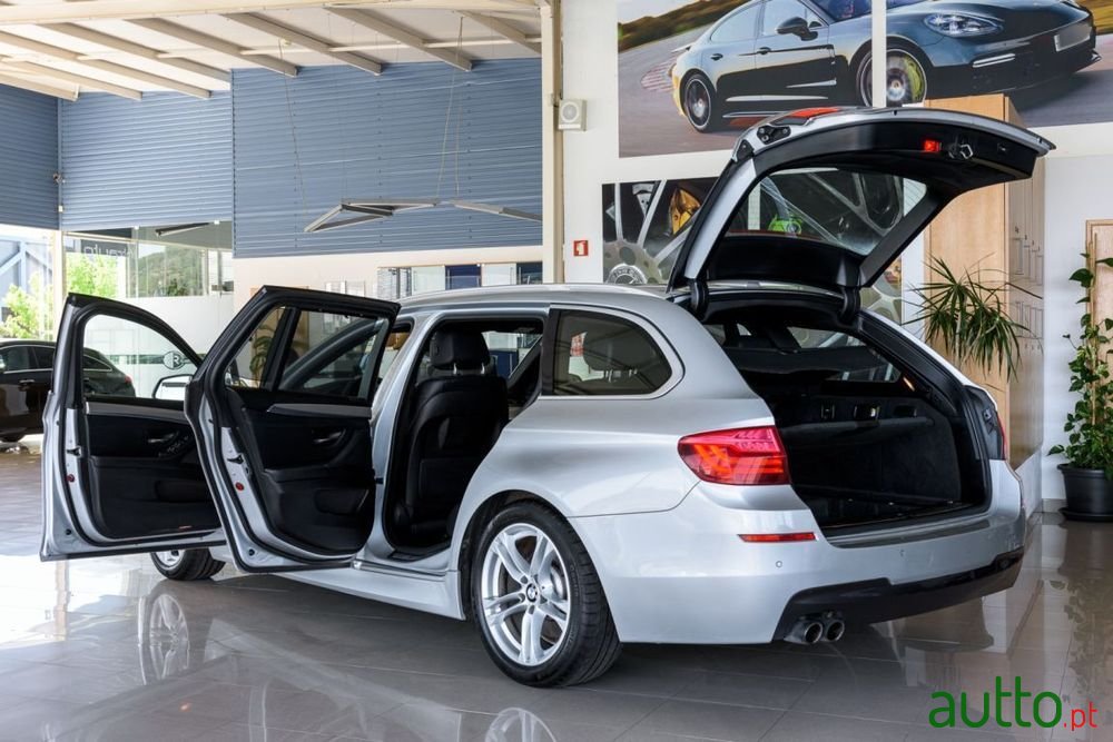 2014' BMW Série 5 D Pack M Auto photo #4